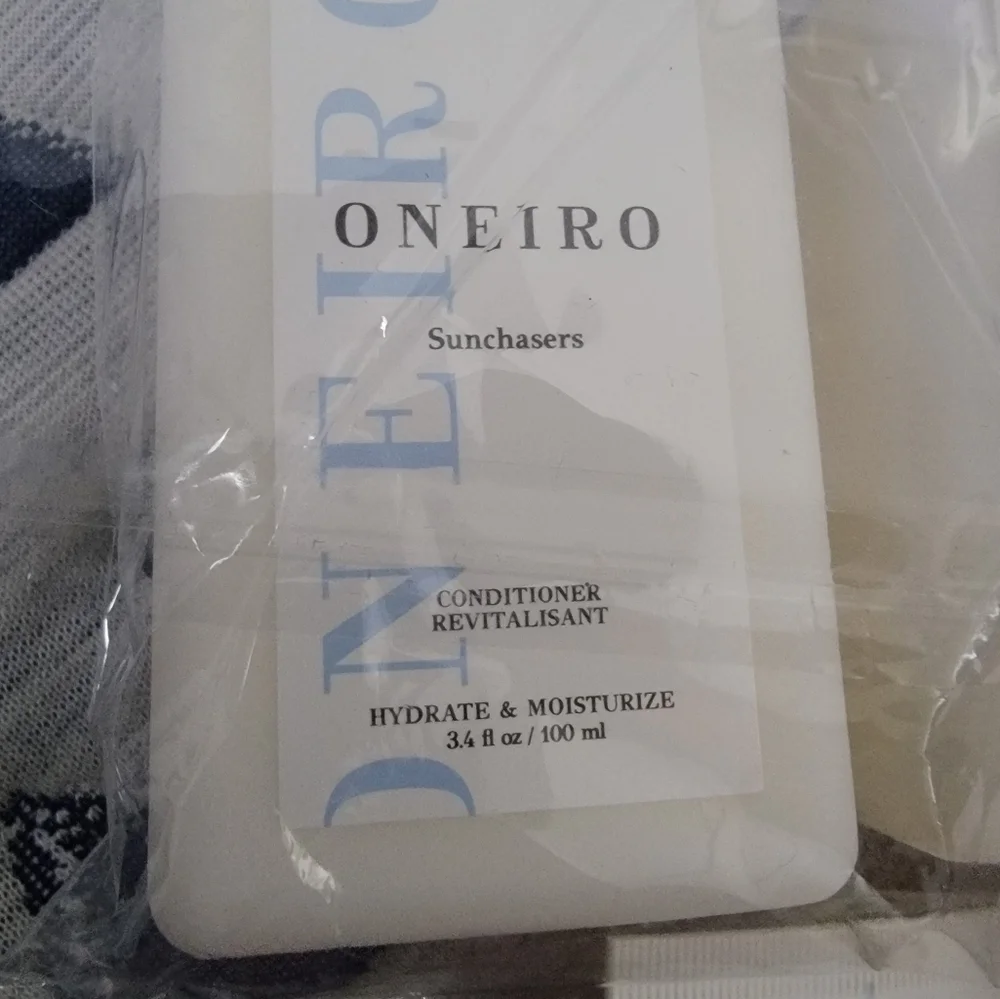 Oneiro 5pc + Shower Bag